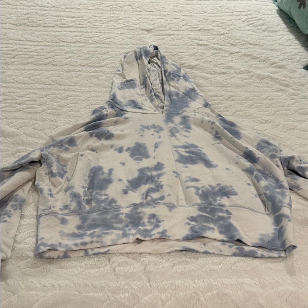 Offline Aerie Blue and White Tie-Dye Hoodie